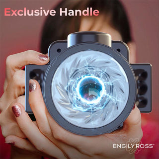 En futuristisk Cumera Camera Masturbator med en virvlande blå energilins, kallad Exclusive Handle, erbjuder intensiva vibrationer och rotation och stötande funktioner för en uppslukande upplevelse.