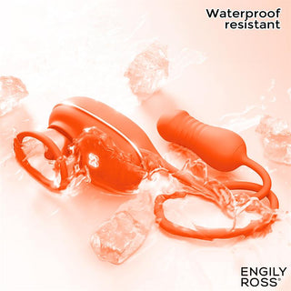 Engily Ross Lizer Pro är en orange vattentät enhet med en vibrerande äggdesign, som visas med isbitar och vattenstänk.