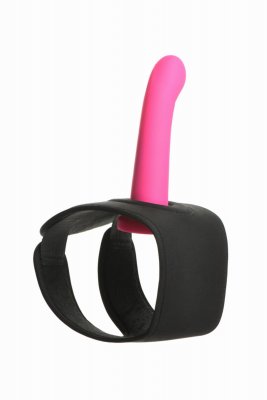 Thigh Strap-On-selen, designad för en rosa VR eller spelkontroller, har ett innovativt greppfäste med en säker rem och fuktabsorberande material för bekvämt spelande.