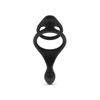 Easytoys Pleasure Penisring är en elegant svart silikon cockring med en inbyggd prostata massager, designad för att förbättra erektioner. Den har flera öglor och en avsmalnande bas för ultimat njutning.
