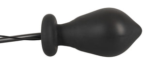 Uppblåsbar & Vibrerande Buttplug tillverkad av silikon, med en svart gummiglödlampa med en ansluten sladd.
