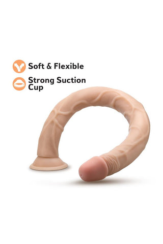 Dr.Skin 48cm Dildo, en mjuk och flexibel beige dildo med sugkopp, tillverkad av kroppssäkert material, ger handsfree njutning och framhäver dess förstklassiga egenskaper.