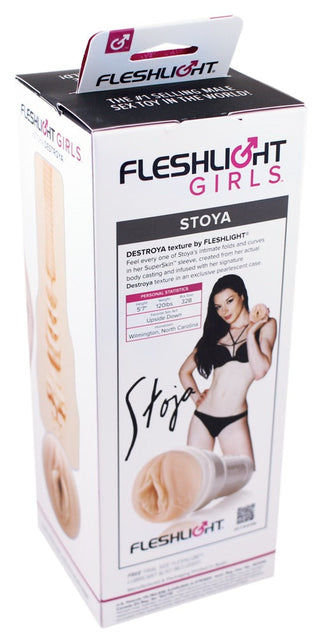 Fleshlight - Stoya Vagina-lådan har en modell i svarta underkläder och har Fleshlight Girls varumärke. Stoya Destroya använder deras signatur Superskin-material för en realistisk upplevelse.