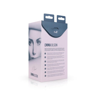 Emma Olsen - Vagina Med Vibrationer har en låda med en monokrom ansiktsbild och text, blå handtag på toppen, och en innovativ vakuumfunktion som smälter samman med mångsidiga vibrationslägen för en oöverträffad användarupplevelse.