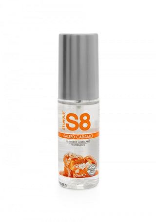 S8 Smaksatt Glidmedel Salted Caramel Flavored Lubricant erbjuder en överseende karamellsmak i en elegant 50 ml flaska, med ett silverlock, en klar kropp och ett levande orange märke – perfekt för att söta intima stunder.