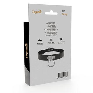 Halsband med O-Ring i detaljhandelsförpackning, med en djärv O-ring och en justerbar rem för perfekt passform.