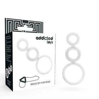 Förpackning för Addicted Toys Penisring Set innehåller transparenta silikonringar i olika storlekar, designade för intim användning för att förstärka intensiv njutning och hjälpa till att hantera för tidig utlösning.