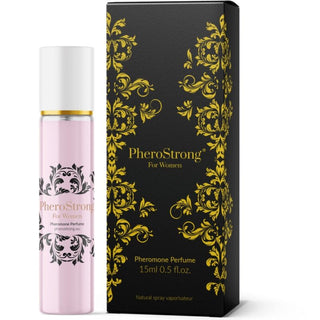 Pherostrong Feromonparfym 15 ml kommer i en rosa flaska med en utsmyckad svart design, tillsammans med en matchande svart och guldlåda. Denna fängslande doft förstärks med lockande doftnoter och kraften från feromoner.