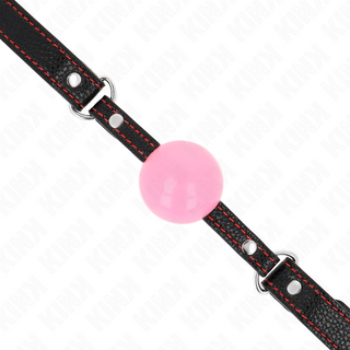 Gag ball med rosa boll, svart läderrem och roséguldfärgad hårdvara mot en vit bakgrund.