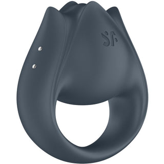 Satisfyer Perfect Pair 2 är en ringformad penisring i svart silikon med en kronbladsliknande design och en liten logotyp på sidan.