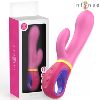 Den rosa Intense Daphne Rabbitvibrator erbjuder dubbel stimulans med kontrollknappar på handtaget, är tillverkad av kroppssäkert silikon och levereras i en elegant förpackning.