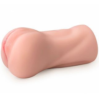 Xise Elaine Vagina Masturbator, mjuk silikon, köttfärgad, realistisk design, visas på en vit bakgrund.