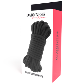 En låda märkt Darkness innehållande en 5 m svart bomull Japanese Bondagerep-perfekt för kinbaku eller andra bondage behov.