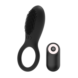 Penisring med Fjärrkontroll: En svart, strukturerad penisring med inbyggd vibrator och trådlös fjärrkontroll - perfekt för ökad njutning.
