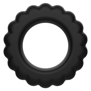 Addicted Toys Cockring Set 4-pack har svarta, runda cockrings med skulpterade kanter och ett stort hål i mitten, utformade för ergonomisk komfort och snyggt utseende.