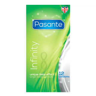En Pasante - Infinity Delay 12 st kondomlåda med en brittisk flagga, innehållande 12 gröna kondomer med Infinity Delay för utökat nöje.
