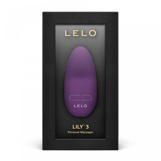 Den personliga massageapparaten LELO Lily 3 kommer i en elegant svart och guldförpackning, och erbjuder kraftfulla vibrationer för en oöverträffad upplevelse.
