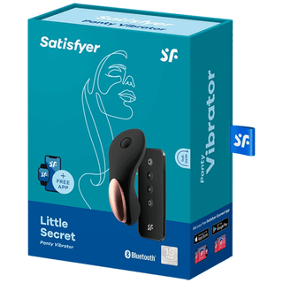 Satisfyer Little Secret Trosvibrator kommer i en blå låda och erbjuder en diskret trosvibratordesign med Bluetooth-anslutning, kraftfulla vibrationer och en trådlös fjärrkontroll för sömlös njutning.