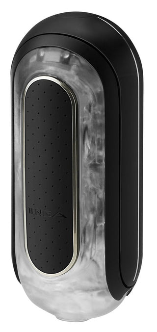 Tenga Fliphole Zero är en bärbar enhet med en elegant svart och silverfinish, rundade kanter, texturerat grepp på ena sidan och en blank yta, med en minimalistisk design.