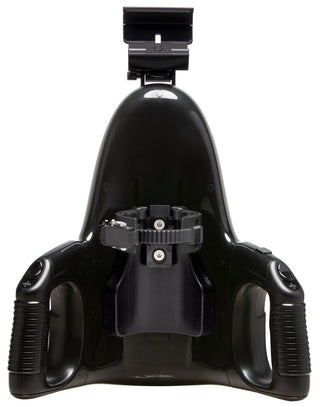 Svart VR-kontrollerhållare med grepphandtag, en central klämma för säker fastsättning och en design inspirerad av Fleshlight Universal Launch för att förbättra nedsänkningen.