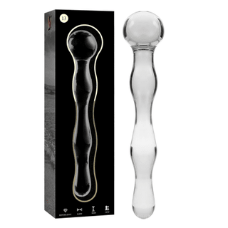 Nebula Series Model 13 Dildo har en genomskinlig borosilikatglasdesign med en sfärisk ände, elegant presenterad tillsammans med sin eleganta svarta förpackningslåda.
