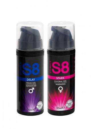 Förbättra intima stunder med Delay Gel & Stimulerande Gel S8 Kit, med en flaska stimulerande Delay Penis Gel Advanced och en av Spark Clitoral Gel Warming. Upplev ultimata sensationer nu.