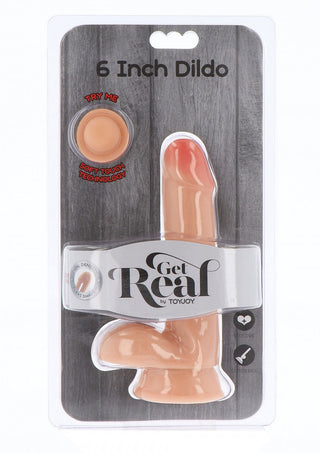 Naturskön Get Real 17 cm dildon har realistisk köttfärg och en sugpropp-bas för stabilitet, förpackad med Get Real-märket.