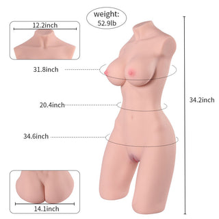 En skyltdocka torso märkt med byst, midja, höfter och vikt i tum och pund med en verklighetstrogen design som liknar Virgin Sexdoll 3D.
