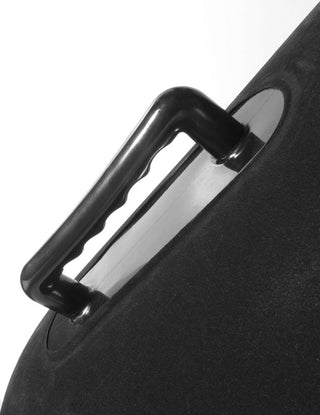 Närbild av ett svart plasthandtag på en strukturerad, rundad yta, sett från en vinkel, liknande den eleganta designen hos Sexkudde - Uppblåsbar Med Dildo.