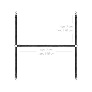 Justerbar svart sele med fyra klämmor som är lämpliga för ett underbäddsset, med dimensioner på 7-170 cm vertikalt och 7-140 cm horisontellt.