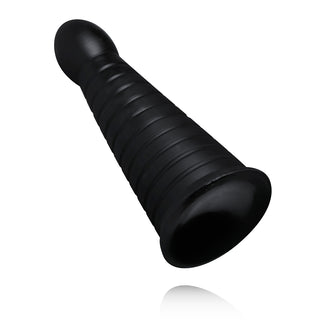 Devil Dog Buttplug XXL, med en svart, konisk form med en rundad spets och en robust bas, visas på en vit bakgrund. Dess unika design säkerställer komfort för en spännande upplevelse.