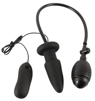Uppblåsbar & Vibrerande Buttplug är en svart uppblåsbar silikonplugg med handpump och fjärrkontroll med sladd för en förbättrad upplevelse.
