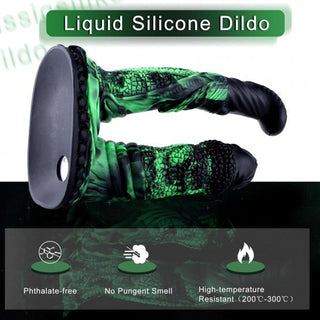 Utforska Hismith Wildolo Dubbeldildo i grönt och svart med texturerat silikon, med 10 vibrationslägen för skräddarsydd njutning. Denna ftalatfria leksak är appstyrd, fjärrstyrd, USB magnetisk laddningskompatibel och värmebeständig. Njut av mångsidighet utan en stickande lukt!.